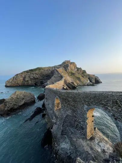 Bilbao: Gaztelugatxe, Bermeo, Mundaka, Gernika y Ruta del Vino