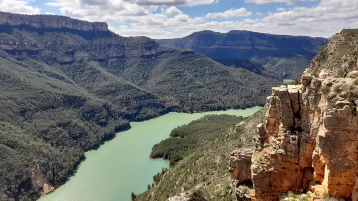 Tierras Altas Olvidadas de Valencia: rutas de senderismo de fin de semana con expertos