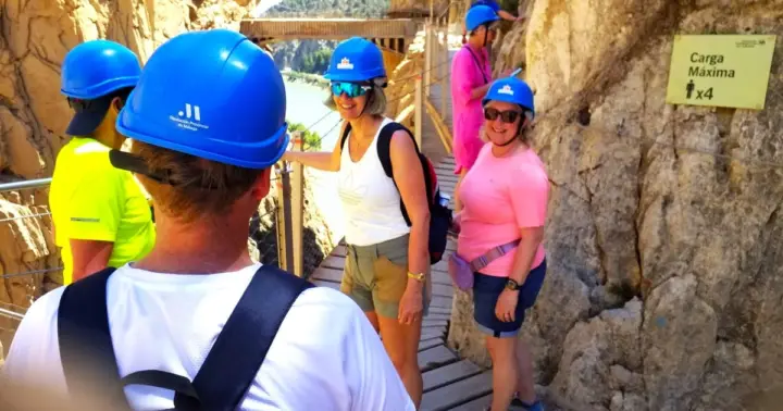 Desde Málaga: Excursión en Grupo al Caminito del Rey