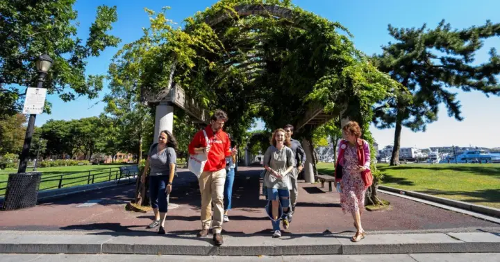 Boston Freedom Trail & Beacon Hill Story Walk