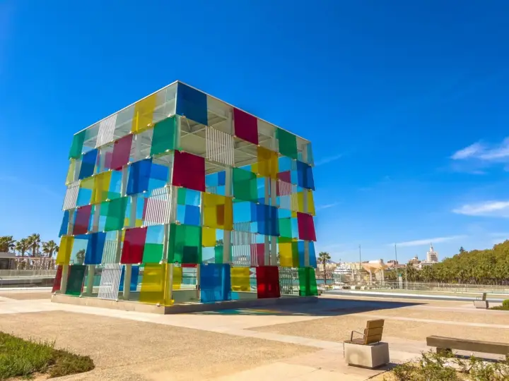 Málaga: Centre Pompidou Málaga Entrada y Audioguía de la Ciudad