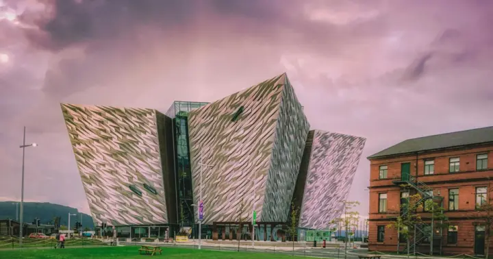 Belfast: Titanic Belfast Ticket & Digital City Walk