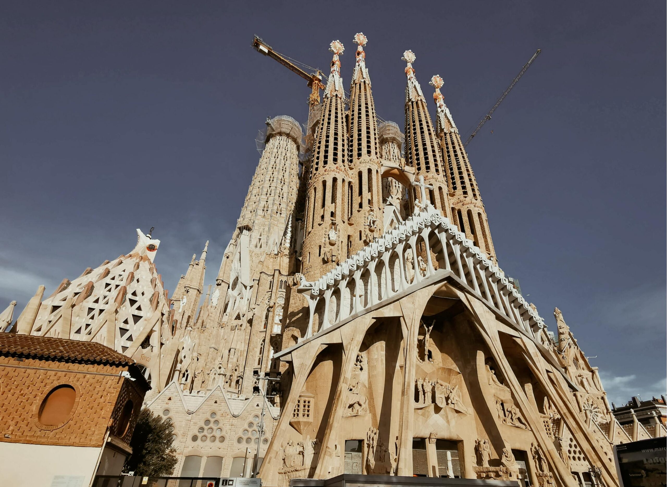 Sagrada Familia: Entrada rápida con acceso a la Torre de la Pasión