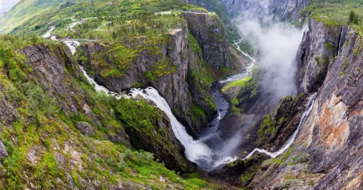 Oslo: 8 días en el fiordo de Hardanger con las cascadas de Vøringfossen