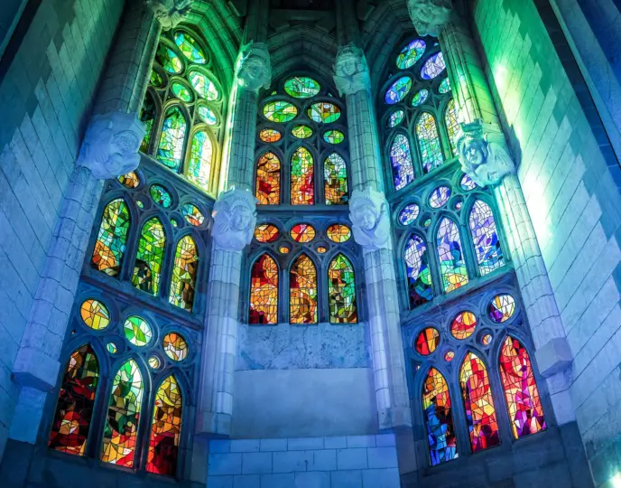 Barcelona: Visita guiada y ticket de acceso a la Sagrada Familia sin hacer cola