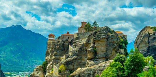 Excursión de día completo a los monasterios de Meteora desde Atenas