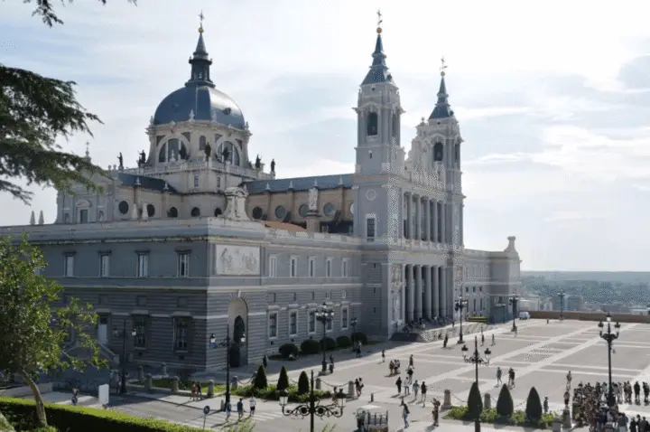 Walking Tour in Historical Madrid with Local Guide