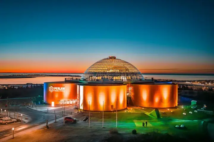 Reikiavik: Autobús Hop-On Hop-Off y Entrada al Museo Perlan