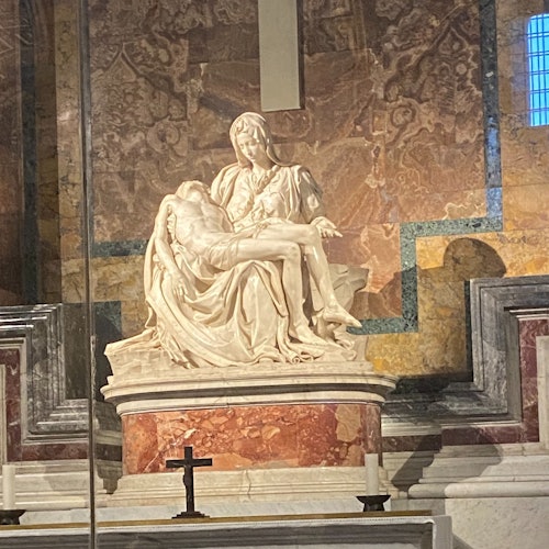 Museos Vaticanos y Basílica de San Pedro: Entrada de acceso rápido + Tour guiado