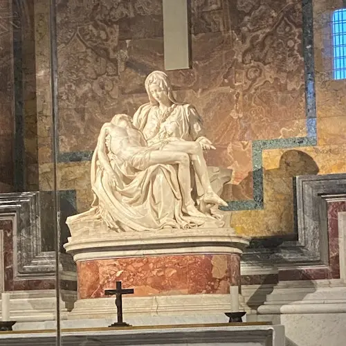 Museos Vaticanos y Basílica de San Pedro: Entrada de acceso rápido + Tour guiado