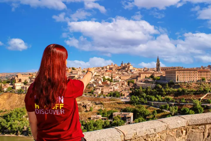 Desde Madrid: Excursión de un día guiada a Toledo en Autobús