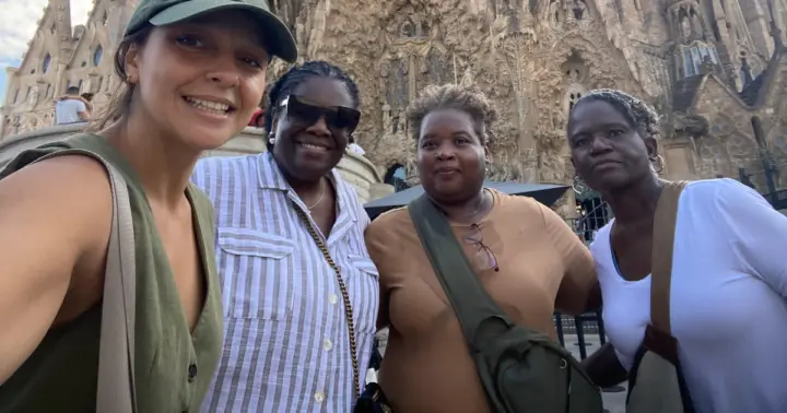 Tour por la Sagrada Familia en privado o en grupo reducido con entradas