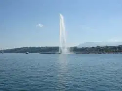 Paseo en barco por el lago Lemán