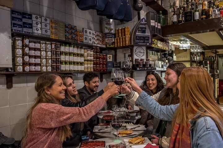 Come Como un Local en Barcelona : Tapas, Vino & Tradición