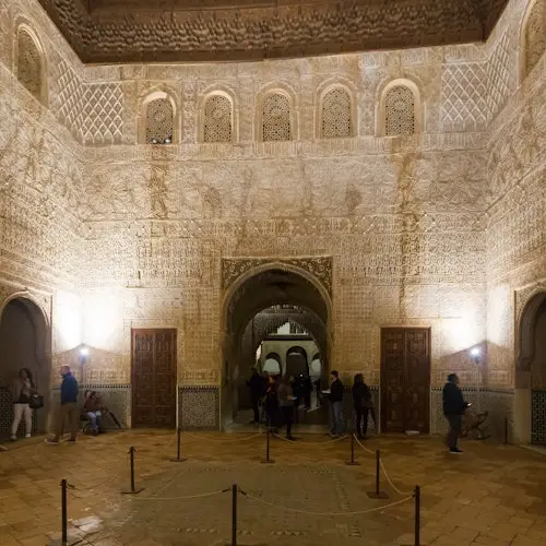 Catedral de Granada, Capilla Real, Alhambra y Palacios Nasríes: visita en grupo reducido