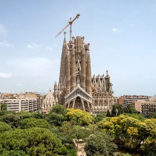 Fast-Track Ticket Sagrada Familia with Audio Guide