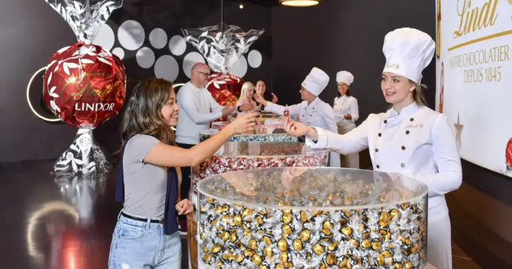 Zúrich: Visita guiada y entrada a la Casa del Chocolate Lindt