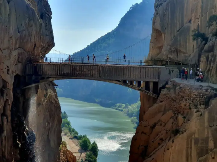 Desde Málaga: tour al atardecer por el Caminito del Rey con traslado