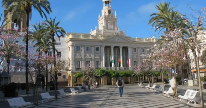 Cádiz: Enigmas Tour de la ciudad