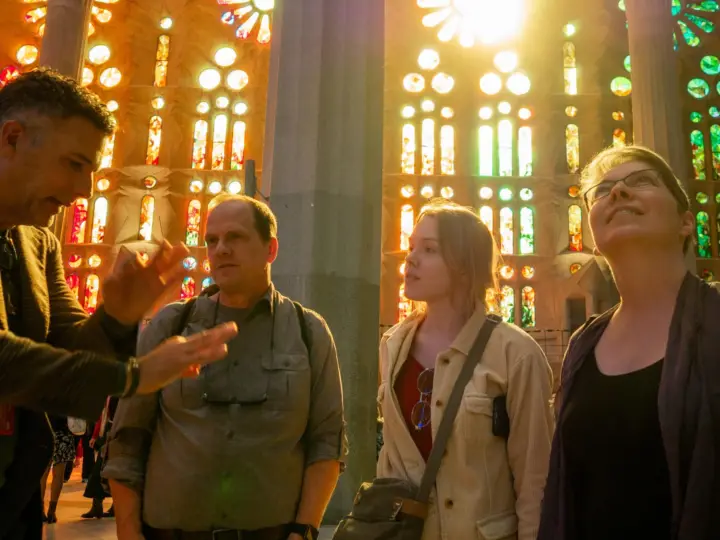 Barcelona: tour de la Sagrada Familia a la hora dorada y La Pedrera