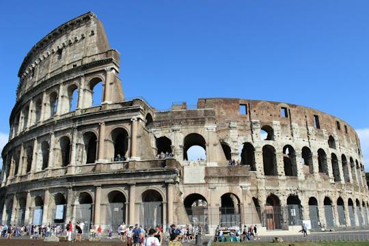 Maxi Combo: Colosseum, Vatican Museums and 48h hop-on hop-off bus