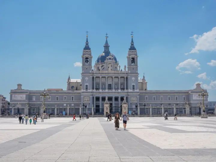 Madrid: Tour guiado del Palacio Real con ticket de entrada
