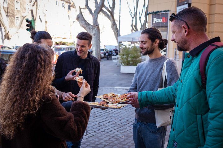 Tour a pie por Roma con vino en Trastevere