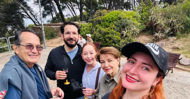 Barcelona: Montjuïc Tour with a glass of Wine
