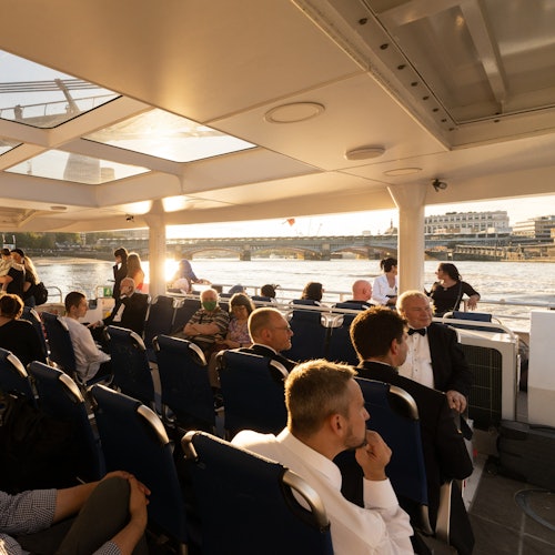 Londres: Un día en el Hop-on Hop-off River Roamer