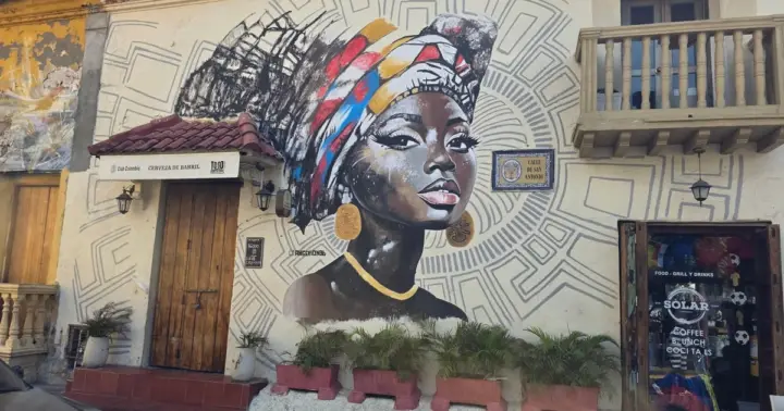 Cartagena: Walking Tour - 6 Language Options