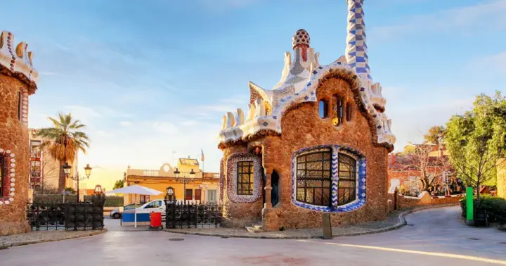 Barcelona: tour en grupo reducido del Parque Güell + sin colas