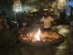 Yoga en el Namasté Beach Club de Tierra Bomba