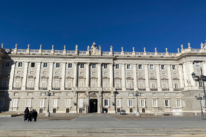 MADRID: Palacio Real y Museo del Prado con transporte incluído