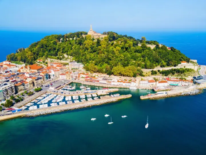 Hola, San Sebastián: paseo privado de 2 horas con guía local