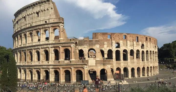 Roma: tour guiado exprés por el Coliseo | Máx. 7 participantes