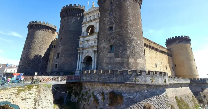 Pompeii & Naples Underground Experience – from Naples