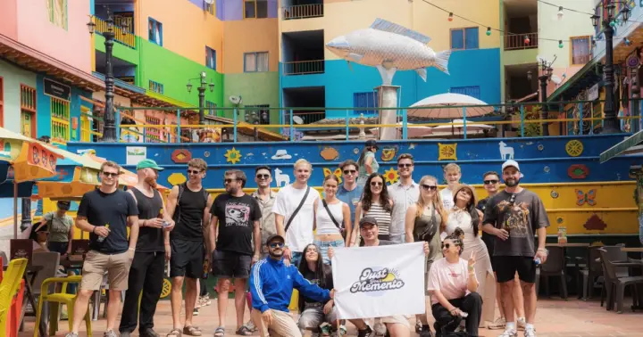 Fiesta en barco en Guatapé - Tour de día completo