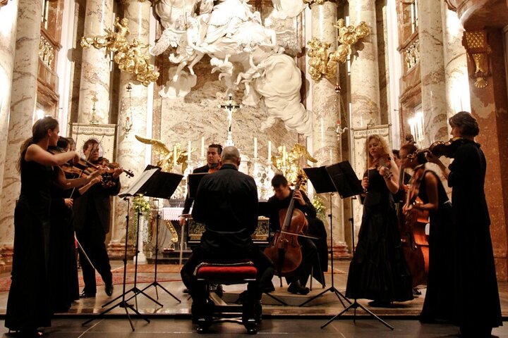 Concierto clásico Vivaldi 4 estaciones en Karlskirche Viena
