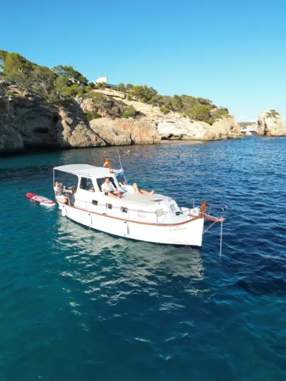 Private Tour to Cala des Moro by Boat
