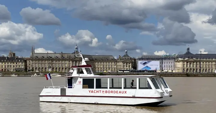 GUIDED CRUISE – BORDEAUX UNESCO