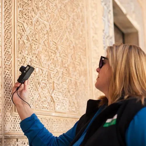 Alhambra: Generalife Gardens Entry Ticket + Audio Guide