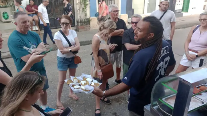 Flavors of Cartagena: Street Food Tour w/ Authentic Tastings