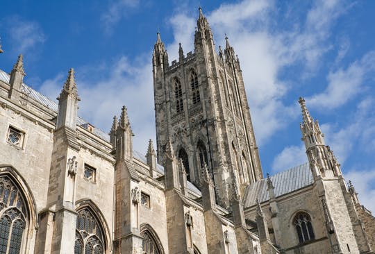 Canterbury, Dover Castle and White Cliffs Guided Day tour from London