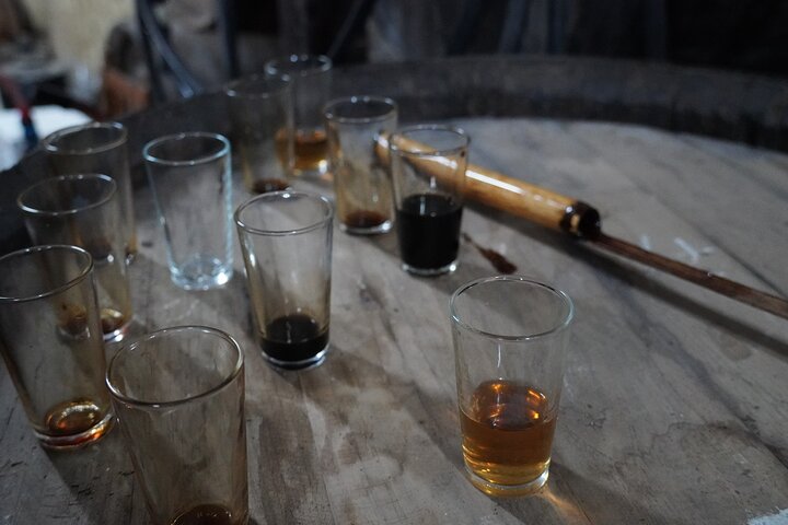 Tour gastronómico Montes de Málaga en coche eléctrico