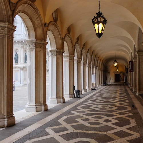 Doge's Palace: Fast Track Entry