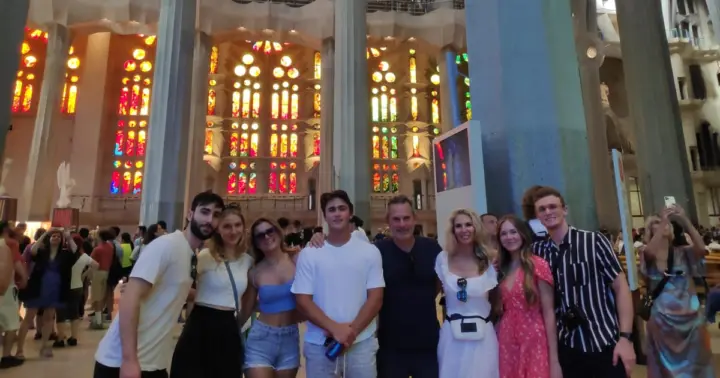 Tour guiado de la Sagrada Familia de Barcelona en privado o en grupo reducido