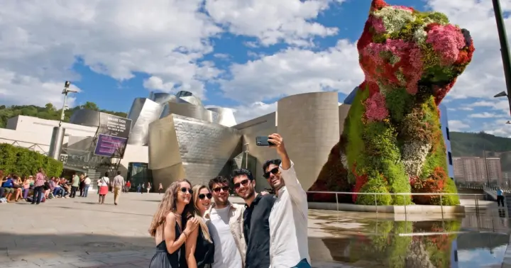 Bilbao: tour por el casco antiguo, Museo Guggenheim y paseo en barco por el río