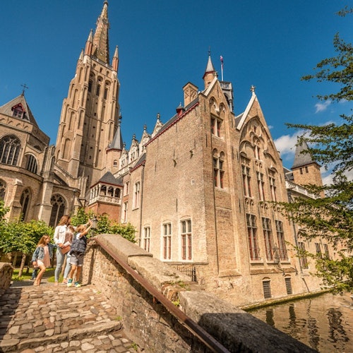 Museo Onze-Lieve-Vrouwekerk: Entrada