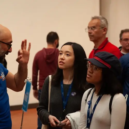 Uffizi Gallery: Reserved Entry + Small Group Guided Tour