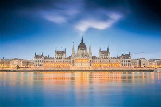 Gran recorrido por la ciudad de Budapest con visita al Parlamento